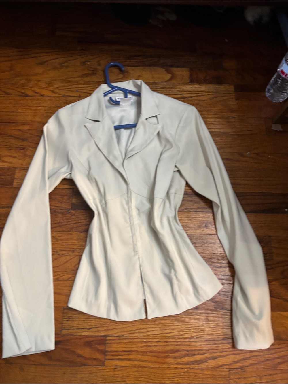 Wrapper Women's Cream Fitted Blazer Jacket